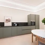 Relstay - Montenapoleone Appartement