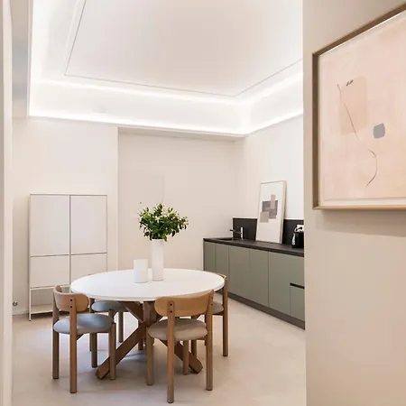 Relstay - Montenapoleone Appartamento Milano