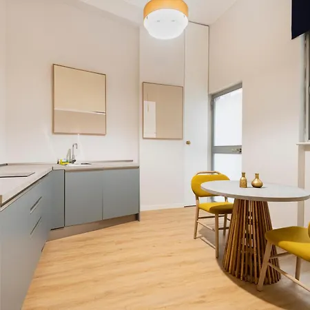 Relstay - Montenapoleone Milano