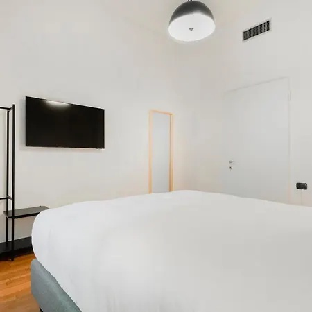 Apartman Relstay - Montenapoleone *